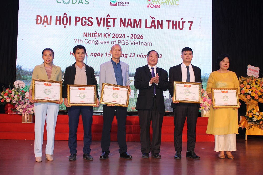 Soi Bien honored to receive Certificate of Merit from Vietnam Organic Agriculture Association