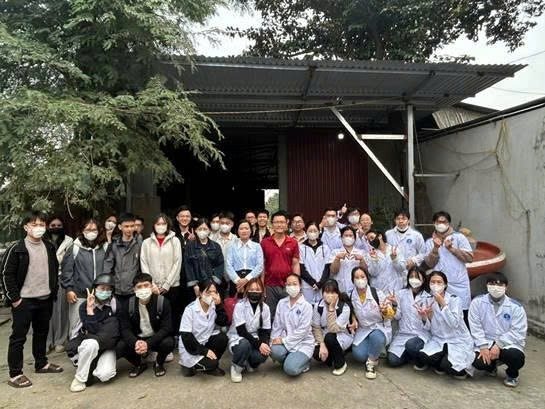 Students, lecturers, and officers from the Sub-Department of Fisheries, Livestock and Animal Health during the field trip