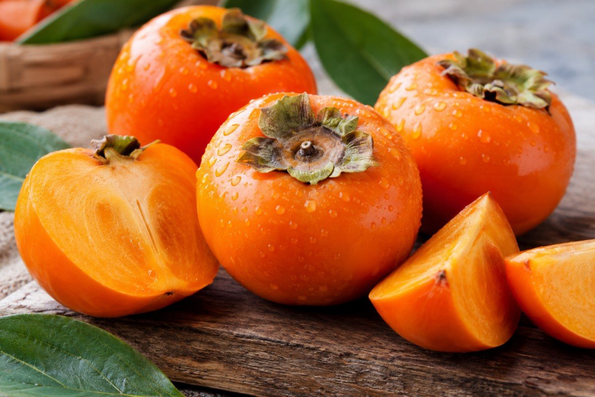 Eating persimmons properly to prevent bloating and constipation