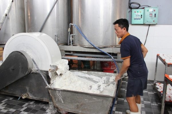 From grains of rice to a craft village brand: Preserving the taste of Dong Quang rice noodles for over half a century